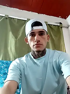 Alexwedcam online show from February 2, 9:23 pm