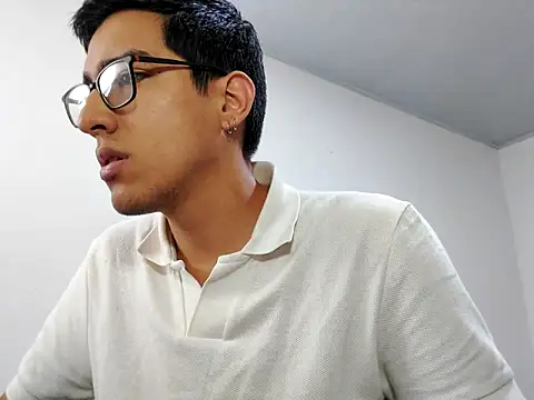 NickFin online show from March 24, 5:18 pm