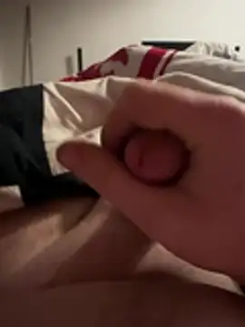 DasmannlicheModel online show from April 11, 12:07 am