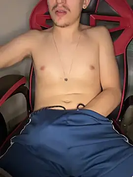 hungtwinkBR online show from March 21, 4:05 am