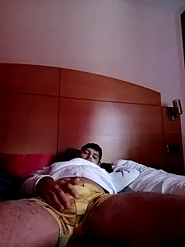 mineiropausudo20 online show from February 3, 1:38 pm