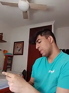 poliakovxx online show from May 23, 9:04 am