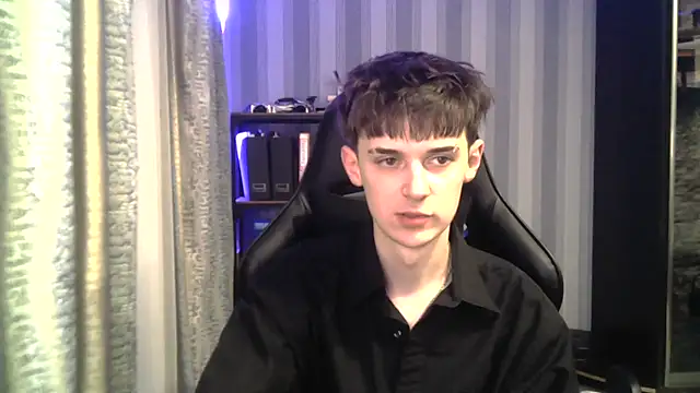 Sweet Dude online show from February 26, 8:43 pm