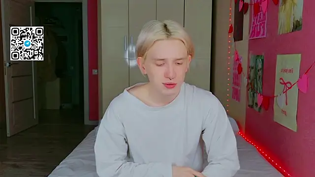 Ron Vilss online show from March 15, 11:07 am