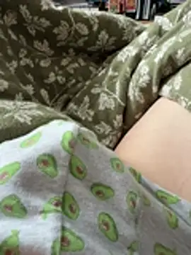 twankletoes1234 online show from February 11, 11:48 am