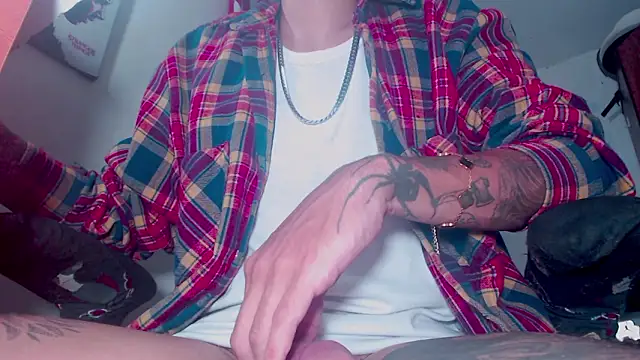 theskateboy online show from March 19, 8:06 am