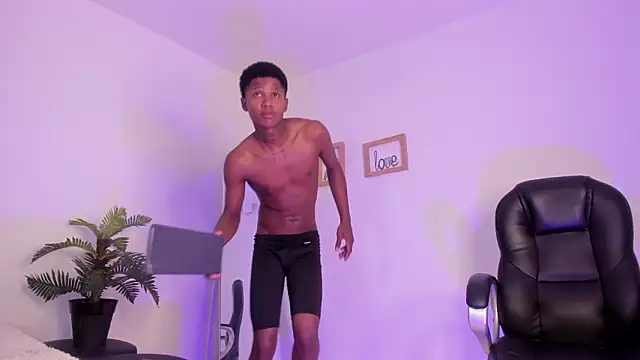 im oleiderr online show from February 28, 4:55 am