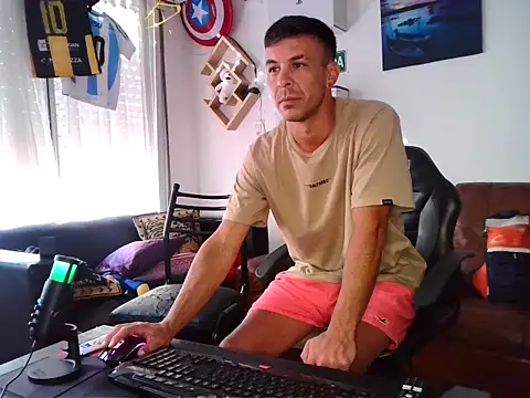 Bluntt55 online show from February 5, 9:00 pm