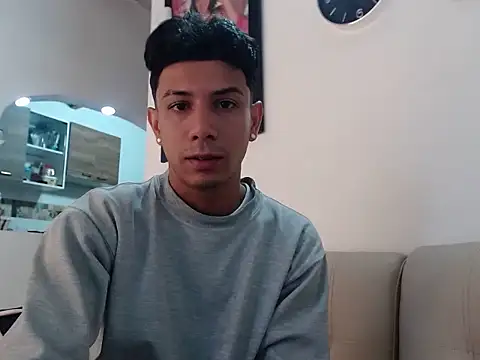 waner thom online show from February 24, 4:19 pm