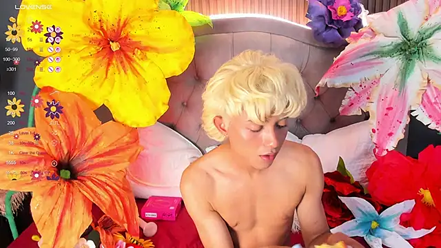 Noa 03 online show from February 26, 7:26 pm