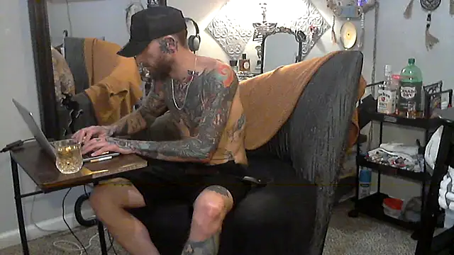 F D R  online show from February 24, 5:52 am