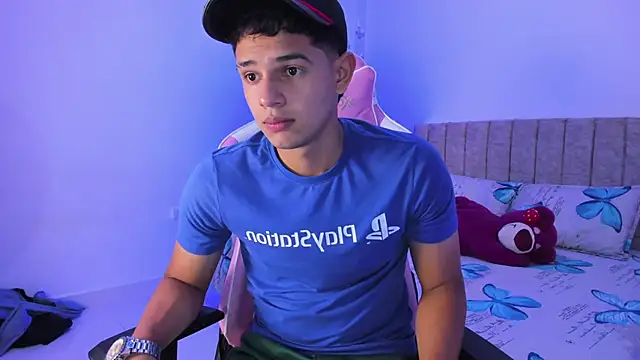 Adrian Prime  online show from March 31, 7:26 pm