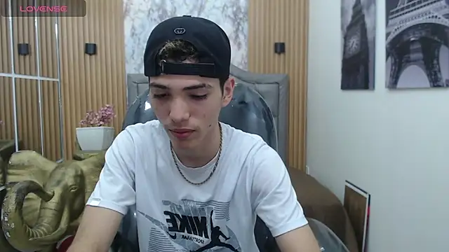 Asher costa online show from April 4, 10:29 pm