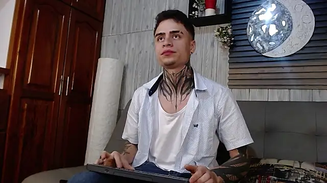 acxel prescot online show from February 7, 7:52 pm