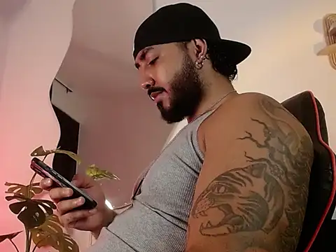 nate rott online show from April 11, 11:47 am