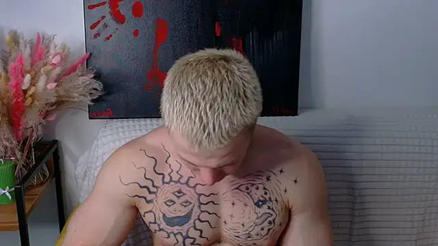 SterlingNoir online show from February 19, 10:34 am