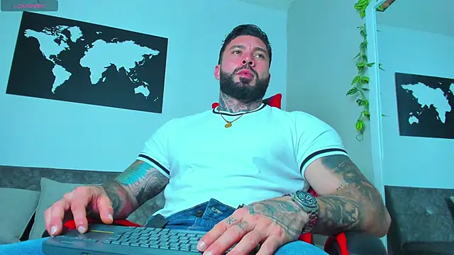 Alessrose online show from April 14, 7:57 pm