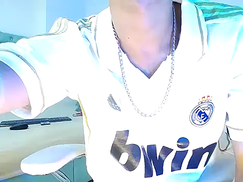 Apolo Richards online show from February 18, 9:01 pm