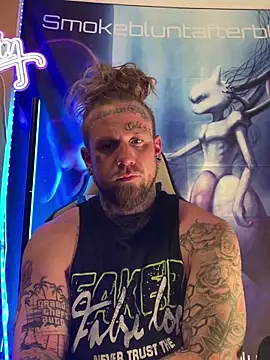 Smokebluntafterblunt online show from March 8, 3:32 am