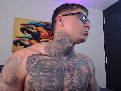 maxstrom111 online show from February 10, 1:21 am