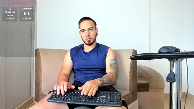 jhustin marcius online show from February 1, 11:06 pm