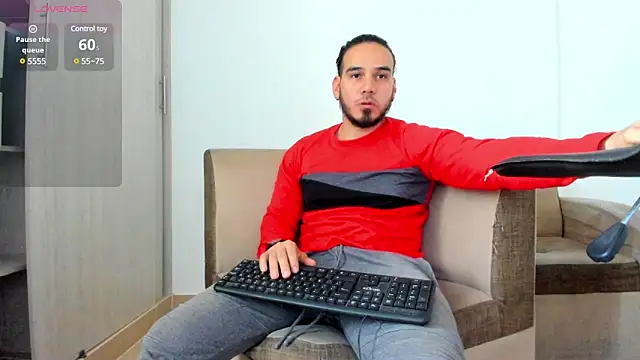 jhustin marcius online show from December 30, 8:58 pm