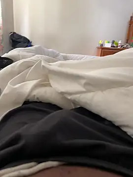 DadieDiq online show from March 8, 9:46 am