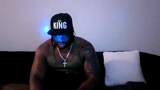 darkstallion7 online show from February 19, 8:44 am