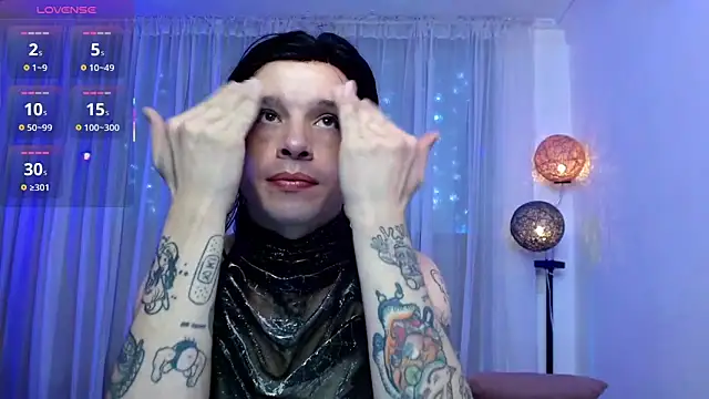 DanniHotBoy02 online show from May 6, 10:10 pm
