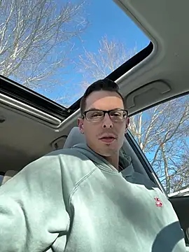 adonimus94 online show from March 1, 9:36 pm