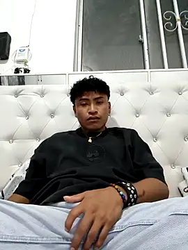 Emadridr online show from March 2, 6:25 am