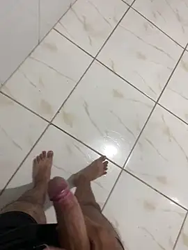 lopes22246 online show from April 30, 1:01 am