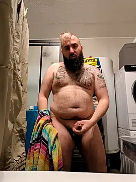 daddyboucher69 online show from April 4, 8:50 pm