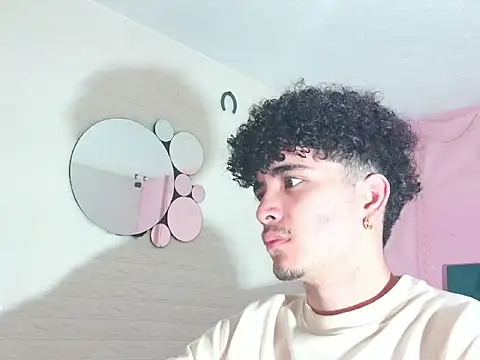 albell hot  online show from February 20, 2:08 pm