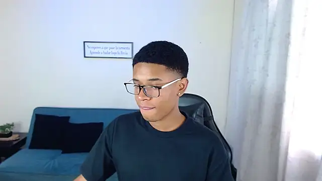 liiam3 online show from February 26, 9:05 pm