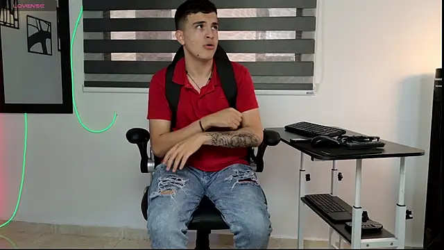 nico pelusa online show from April 17, 8:44 pm