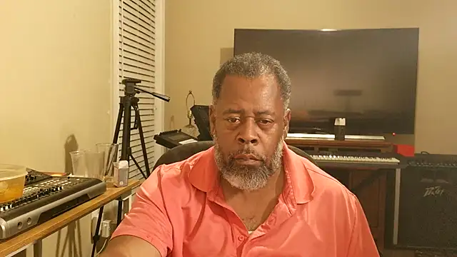 Cleozevo1961 online show from July 15, 4:08 am