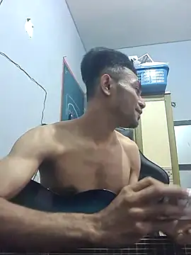 UcEng Lab online show from April 11, 8:07 am