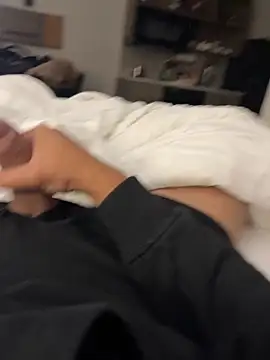 charles23xavier25 online show from March 11, 2:40 am