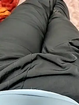 smallthickdick115 online show from February 19, 1:51 pm