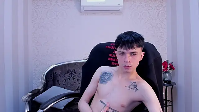 ClarkBev online show from March 12, 7:38 am