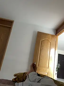 cos1997 online show from March 1, 10:20 pm