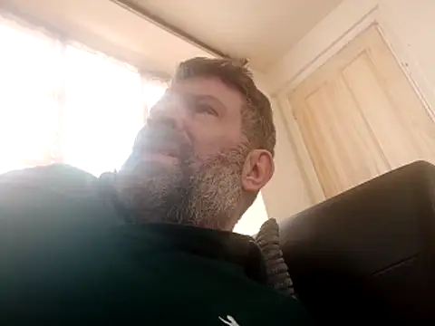 stud2512 online show from March 28, 9:20 am