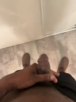 baiseurmeuf parfait online show from March 11, 9:11 pm