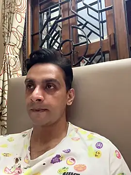 online4u08 online show from March 22, 2:11 pm