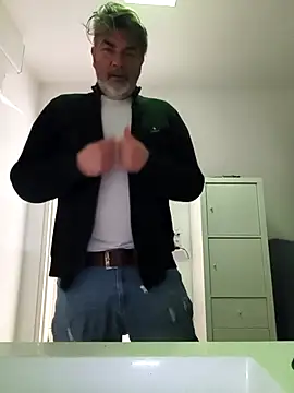 eruzam59000 online show from March 14, 10:39 pm