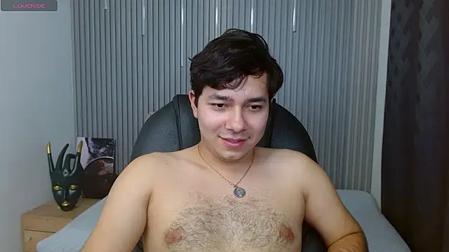 Julian Smith21 online show from May 8, 4:46 am