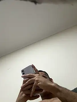 machoputo online show from April 3, 2:14 pm