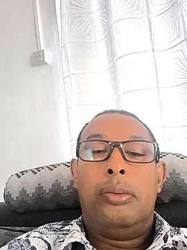 emperator13 online show from May 7, 4:45 am