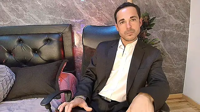 Adams Sanz online show from May 26, 8:38 pm
